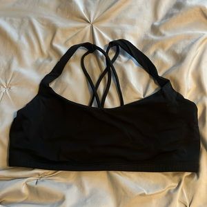 Lululemon bra (SIZE 6)